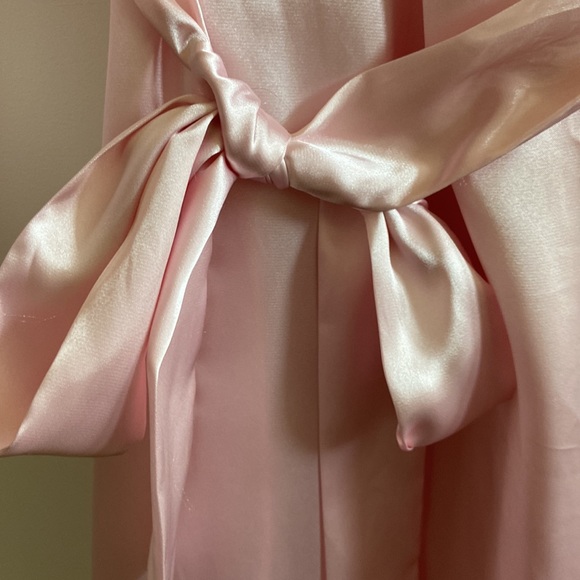 Jones New York satin like long dressing gown in size S/P. M/M - Picture 3 of 7